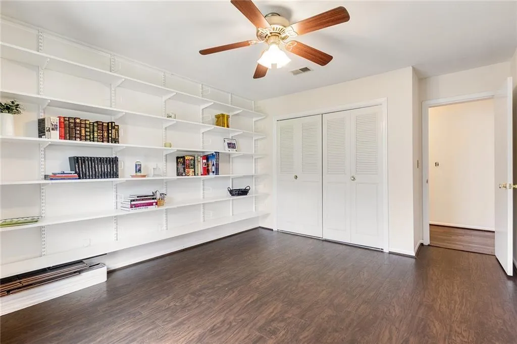 Atlanta, Georgia 30328, 2 Bedrooms Bedrooms, ,2 BathroomsBathrooms,Residential,Sold,7387227