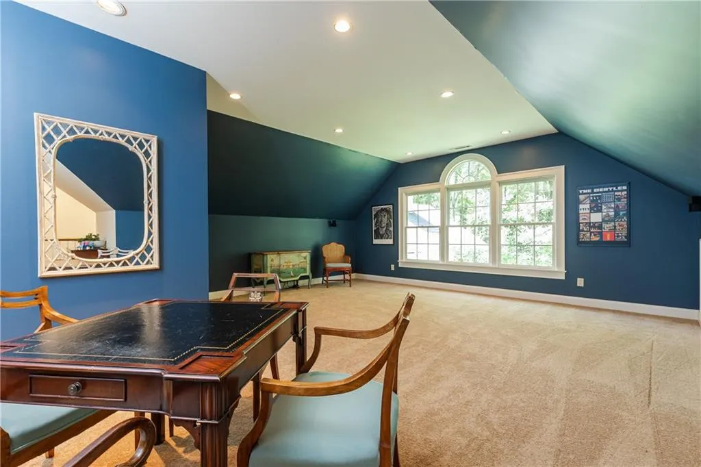 520 Kenbrook Drive, Sandy Springs, Georgia 30327, 4 Bedrooms Bedrooms, ,4 BathroomsBathrooms,Residential,Sold,520 Kenbrook Drive,7068226