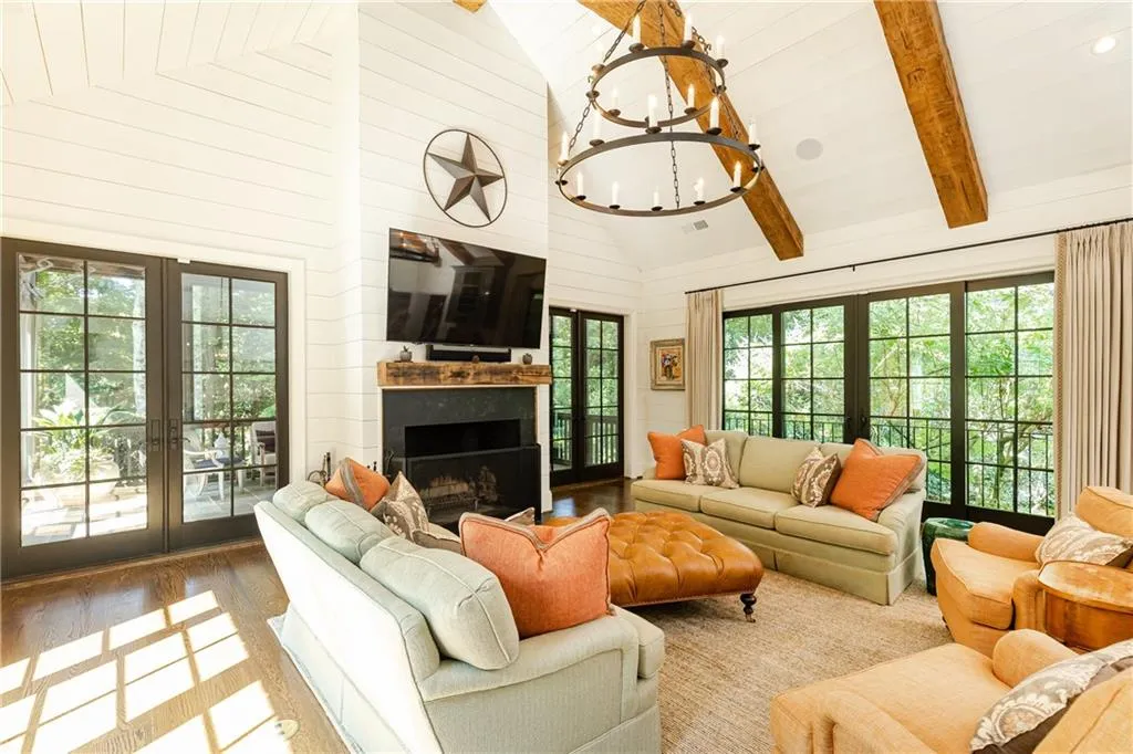 520 Kenbrook Drive, Sandy Springs, Georgia 30327, 4 Bedrooms Bedrooms, ,4 BathroomsBathrooms,Residential,Sold,520 Kenbrook Drive,7068226