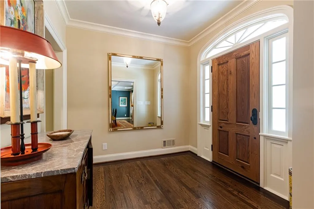 520 Kenbrook Drive, Sandy Springs, Georgia 30327, 4 Bedrooms Bedrooms, ,4 BathroomsBathrooms,Residential,Sold,520 Kenbrook Drive,7068226