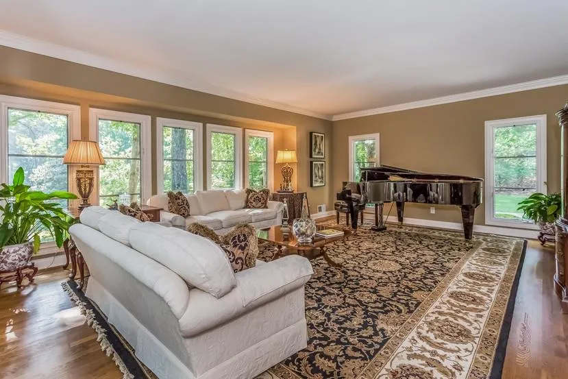 580 Valley Hall Drive, Atlanta, Georgia 30350, 4 Bedrooms Bedrooms, ,5 BathroomsBathrooms,Residential,Sold,580 Valley Hall Drive,5568155