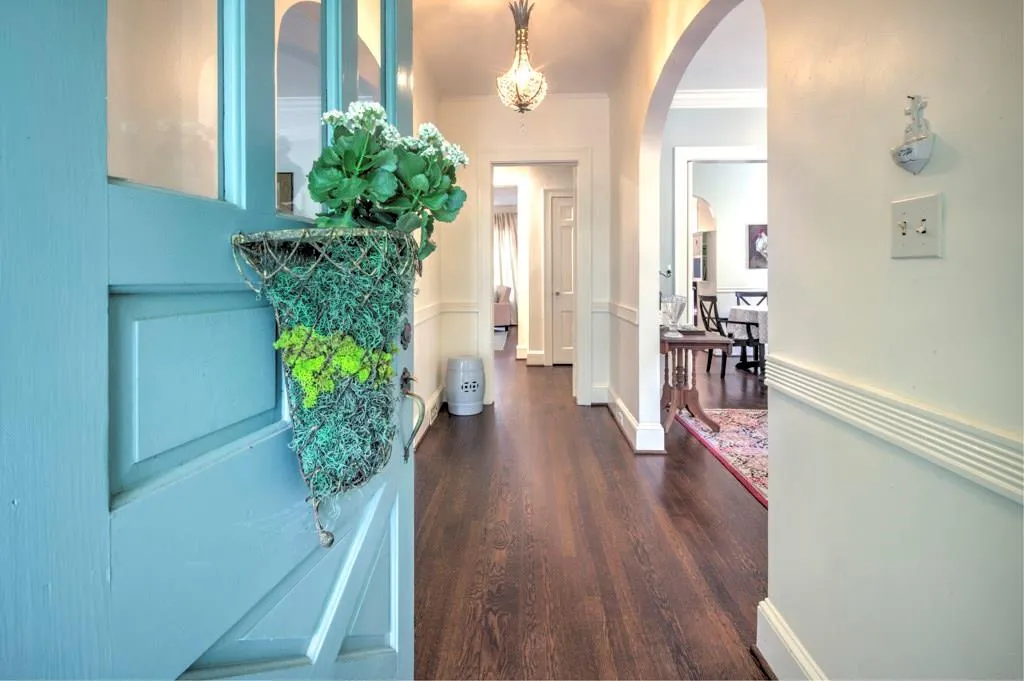 407 Brentwood Drive Ne, Atlanta, Georgia 30305, 5 Bedrooms Bedrooms, ,3 BathroomsBathrooms,Residential,Sold,407 Brentwood Drive Ne,5753057