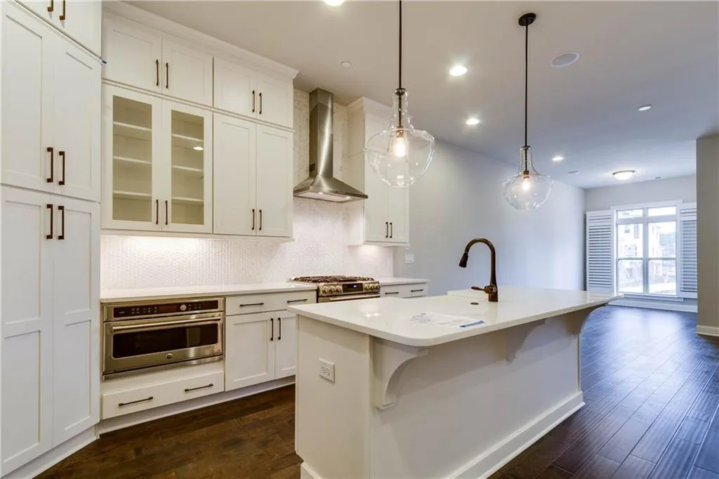 247 Franklin Road Place, Atlanta, Georgia 30342, 3 Bedrooms Bedrooms, ,3 BathroomsBathrooms,Residential,Sold,247 Franklin Road Place,5957905