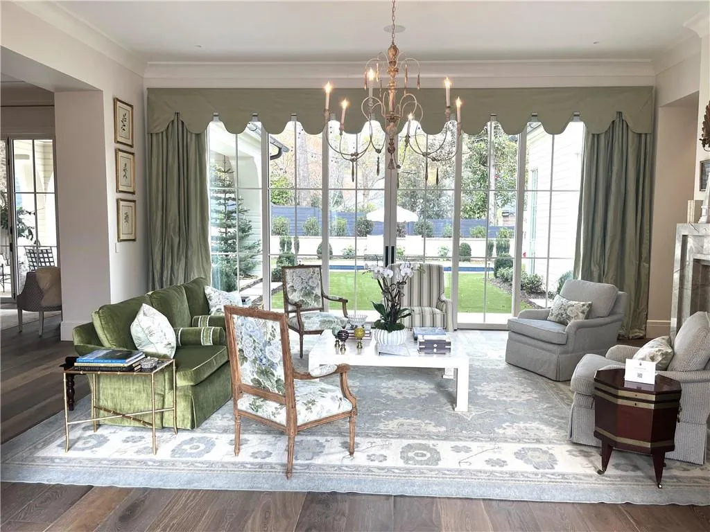 4238 W Club Lane Ne, Atlanta, Georgia 30319, 5 Bedrooms Bedrooms, 0 ,6 BathroomsBathrooms,Residential,For Sale,4238 W Club Lane Ne,7690856