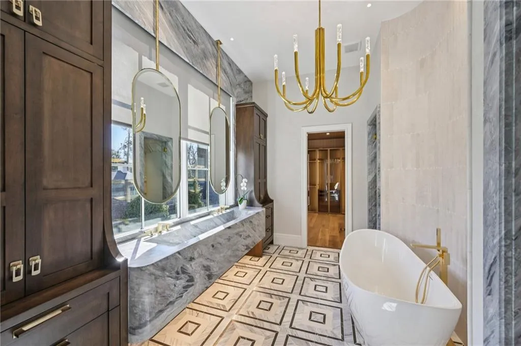 4238 W Club Lane Ne, Atlanta, Georgia 30319, 5 Bedrooms Bedrooms, 0 ,6 BathroomsBathrooms,Residential,For Sale,4238 W Club Lane Ne,7690856