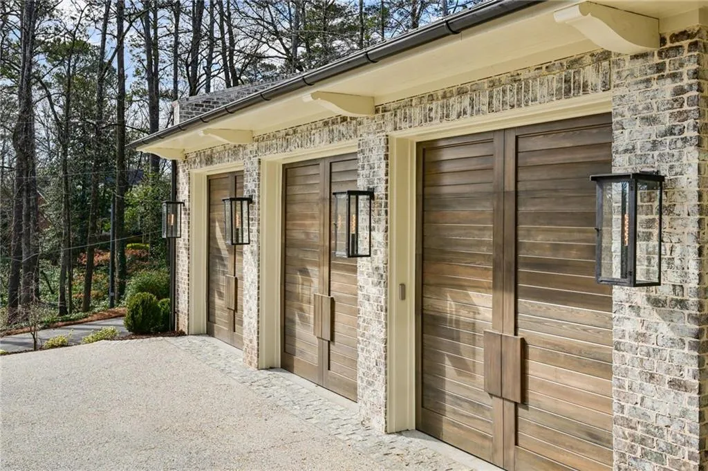 4238 W Club Lane Ne, Atlanta, Georgia 30319, 5 Bedrooms Bedrooms, 0 ,6 BathroomsBathrooms,Residential,For Sale,4238 W Club Lane Ne,7690856