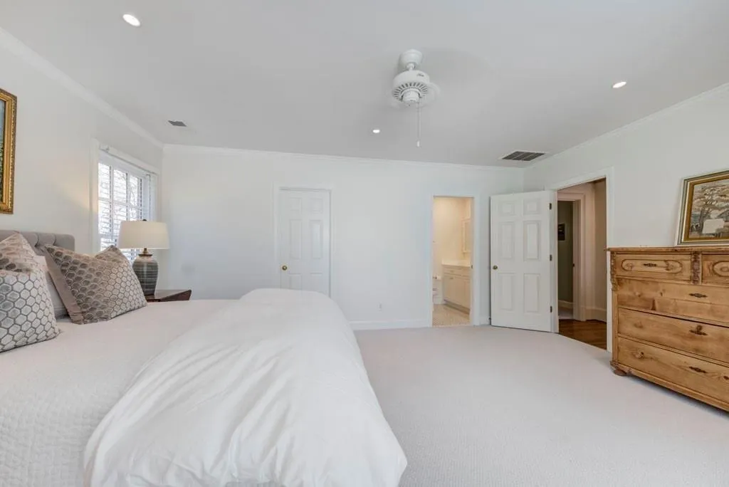 115 Old Stratton Chase Nw, Atlanta, Georgia 30328, 5 Bedrooms Bedrooms, ,5 BathroomsBathrooms,Residential,Sold,115 Old Stratton Chase Nw,6726527