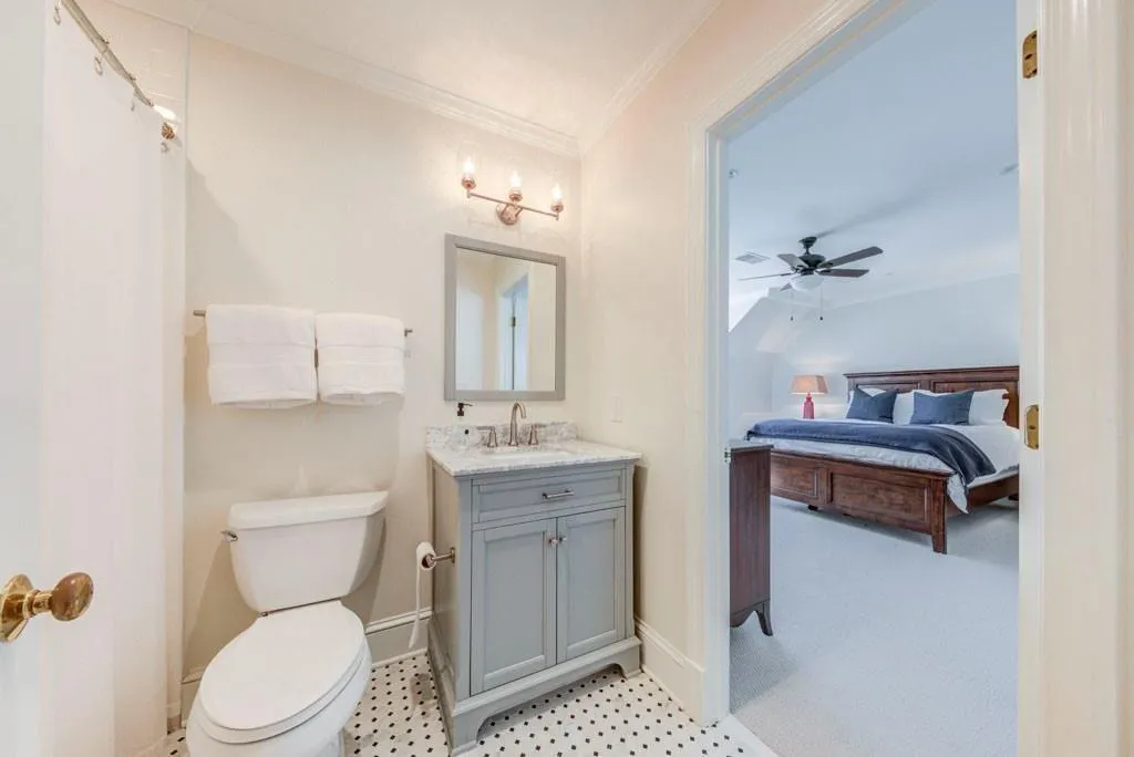 115 Old Stratton Chase Nw, Atlanta, Georgia 30328, 5 Bedrooms Bedrooms, ,5 BathroomsBathrooms,Residential,Sold,115 Old Stratton Chase Nw,6726527