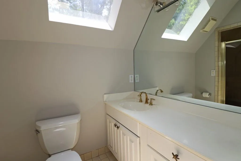 7725 Nesbit Ferry Road, Sandy Springs, Georgia 30350, 5 Bedrooms Bedrooms, ,5 BathroomsBathrooms,Residential,Sold,7725 Nesbit Ferry Road,6714885
