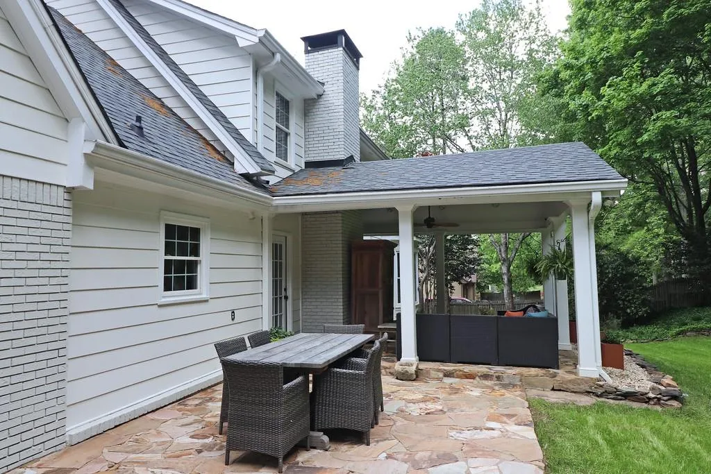 7725 Nesbit Ferry Road, Sandy Springs, Georgia 30350, 5 Bedrooms Bedrooms, ,5 BathroomsBathrooms,Residential,Sold,7725 Nesbit Ferry Road,6714885