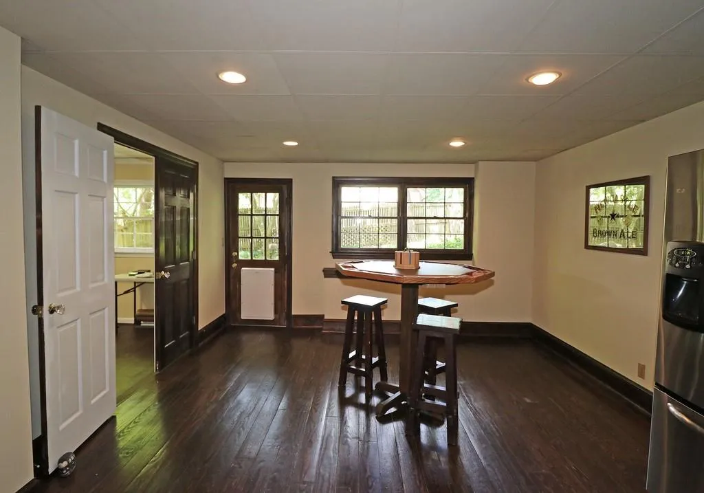 7725 Nesbit Ferry Road, Sandy Springs, Georgia 30350, 5 Bedrooms Bedrooms, ,5 BathroomsBathrooms,Residential,Sold,7725 Nesbit Ferry Road,6714885