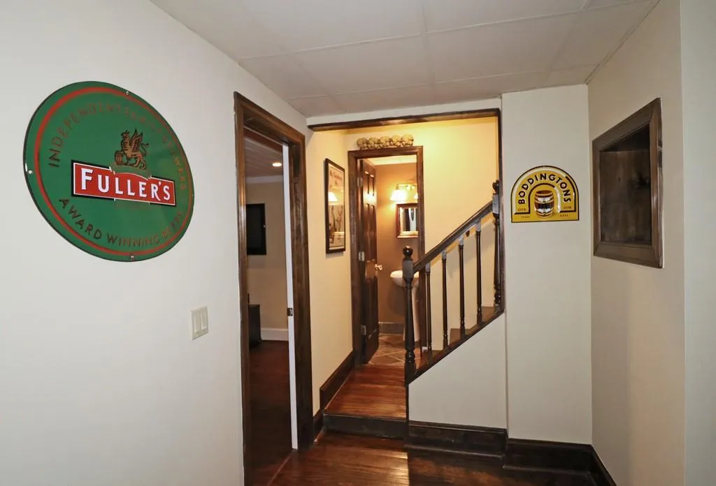 7725 Nesbit Ferry Road, Sandy Springs, Georgia 30350, 5 Bedrooms Bedrooms, ,5 BathroomsBathrooms,Residential,Sold,7725 Nesbit Ferry Road,6714885