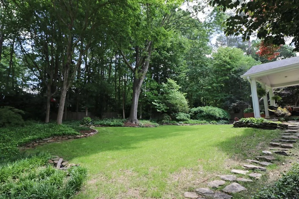 7725 Nesbit Ferry Road, Sandy Springs, Georgia 30350, 5 Bedrooms Bedrooms, ,5 BathroomsBathrooms,Residential,Sold,7725 Nesbit Ferry Road,6714885