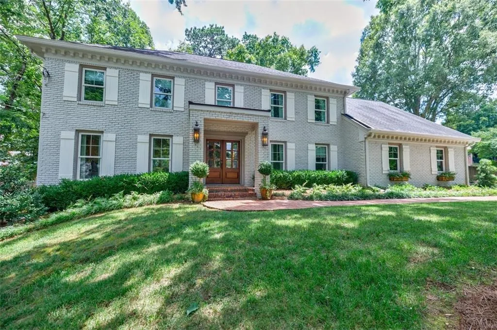 515 Hounds Ridge, Sandy Springs, Georgia 30328, 4 Bedrooms Bedrooms, ,3 BathroomsBathrooms,Residential,For Sale,515 Hounds Ridge,7623022