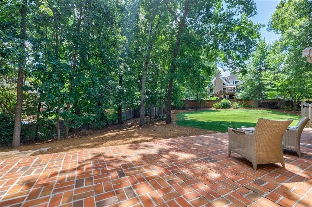 515 Hounds Ridge, Sandy Springs, Georgia 30328, 4 Bedrooms Bedrooms, ,3 BathroomsBathrooms,Residential,For Sale,515 Hounds Ridge,7623022