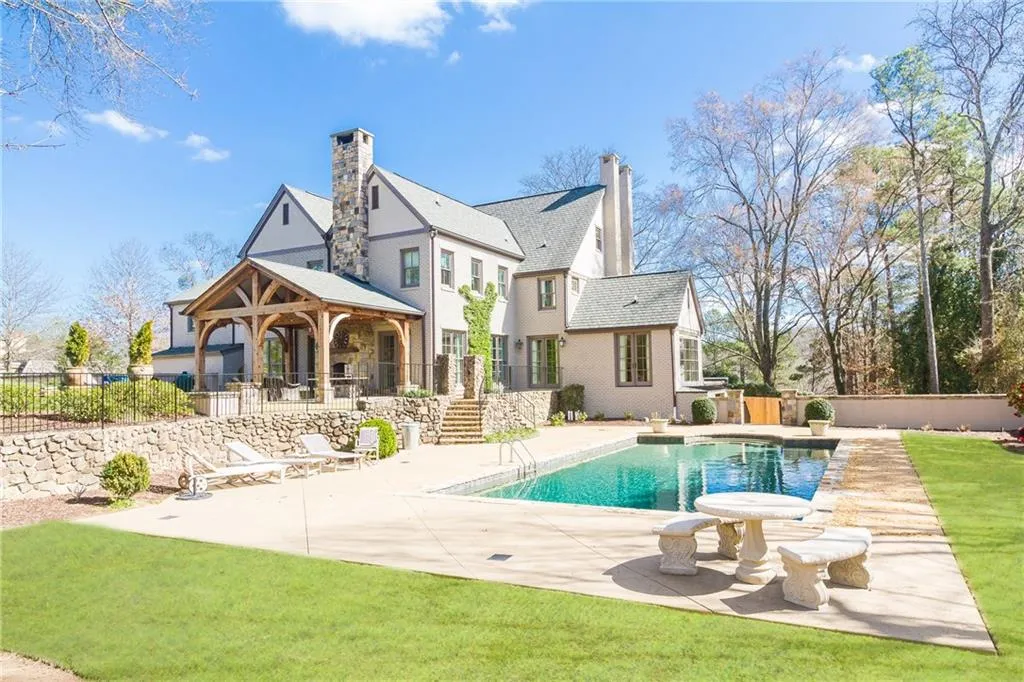 3865 Parian Ridge Road, Atlanta, Georgia 30327, 6 Bedrooms Bedrooms, ,5 BathroomsBathrooms,Residential,Sold,3865 Parian Ridge Road,5862520