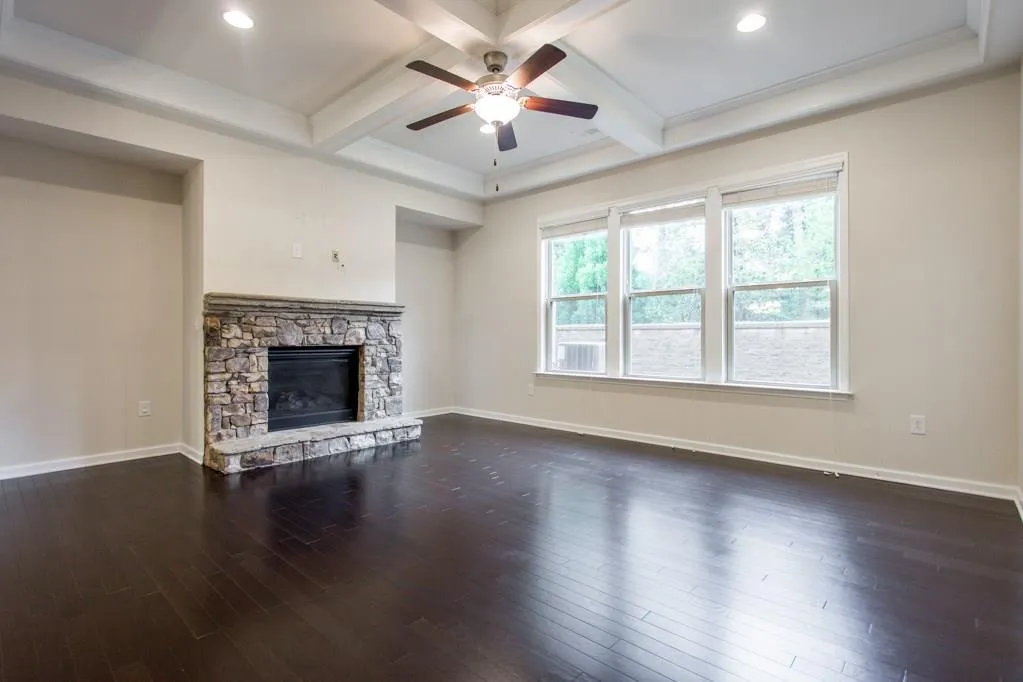 125 Barkley Lane, Sandy Springs, Georgia 30328, 3 Bedrooms Bedrooms, ,3 BathroomsBathrooms,Residential,Sold,125 Barkley Lane,5892981