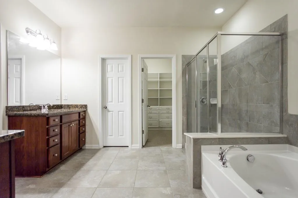 125 Barkley Lane, Sandy Springs, Georgia 30328, 3 Bedrooms Bedrooms, ,3 BathroomsBathrooms,Residential,Sold,125 Barkley Lane,5892981