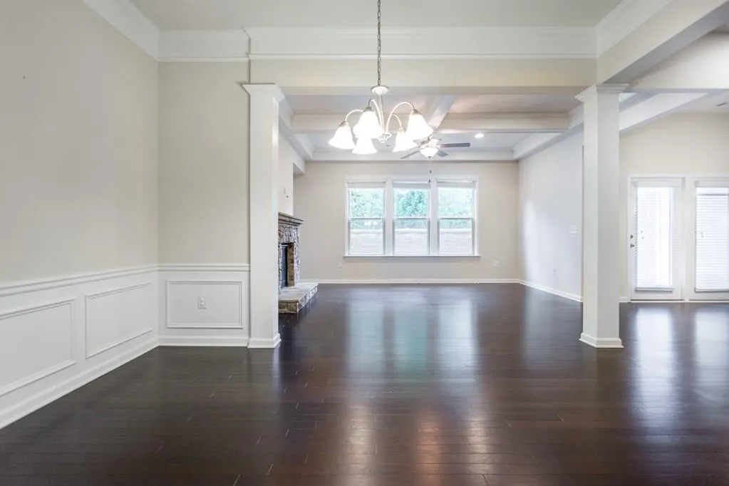 125 Barkley Lane, Sandy Springs, Georgia 30328, 3 Bedrooms Bedrooms, ,3 BathroomsBathrooms,Residential,Sold,125 Barkley Lane,5892981