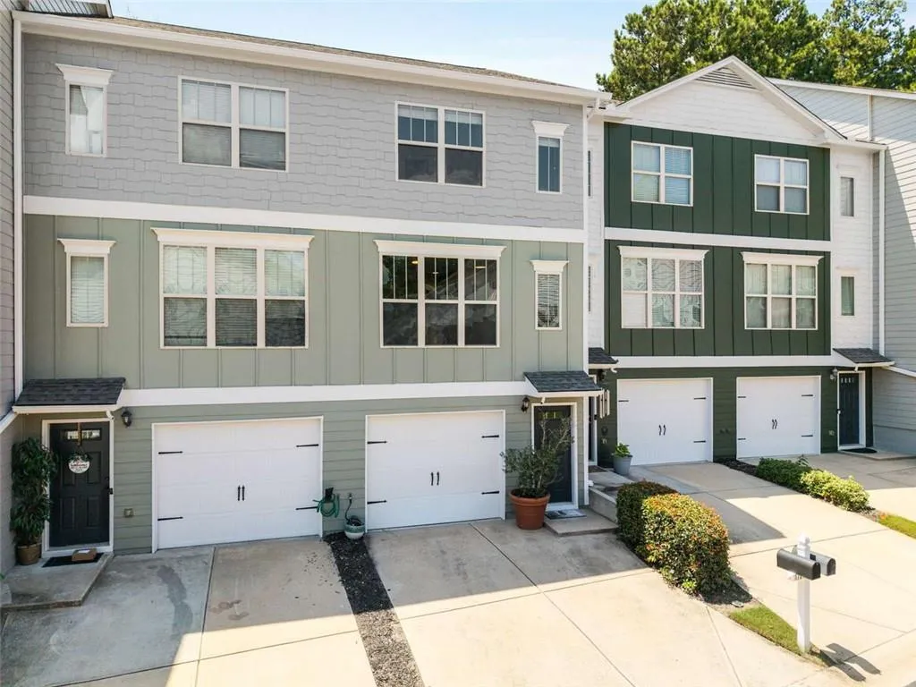 1781 Liberty Parkway Nw, Atlanta, Georgia 30318, 3 Bedrooms Bedrooms, ,3 BathroomsBathrooms,Residential,For Sale,1781 Liberty Parkway Nw,7634550