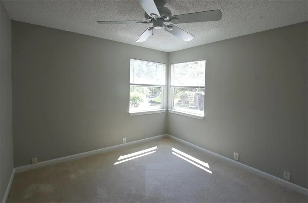 15 Dunwoody Springs Drive Unit 15, Sandy Springs, Georgia 30328, 3 Bedrooms Bedrooms, ,2 BathroomsBathrooms,Residential,Sold,15 Dunwoody Springs Drive Unit 15,5846138
