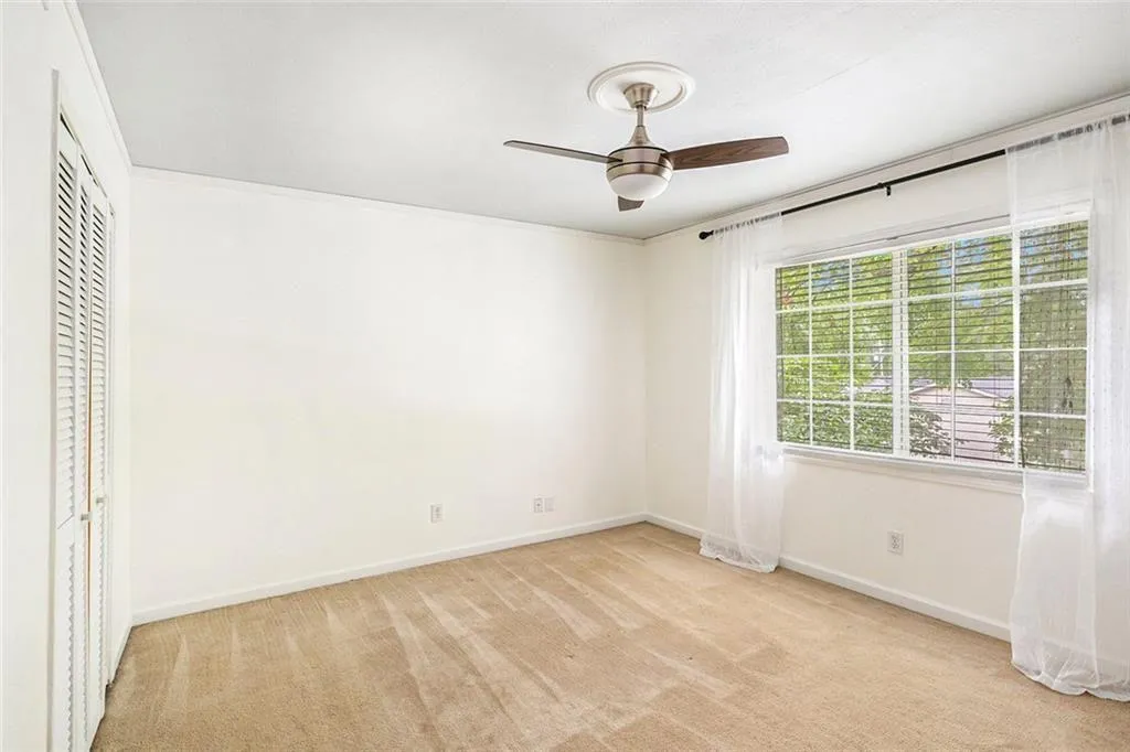 6940 Roswell Road Unit 16b, Atlanta, Georgia 30328, 2 Bedrooms Bedrooms, ,1 BathroomBathrooms,Residential,For Sale,6940 Roswell Road Unit 16b,7712892