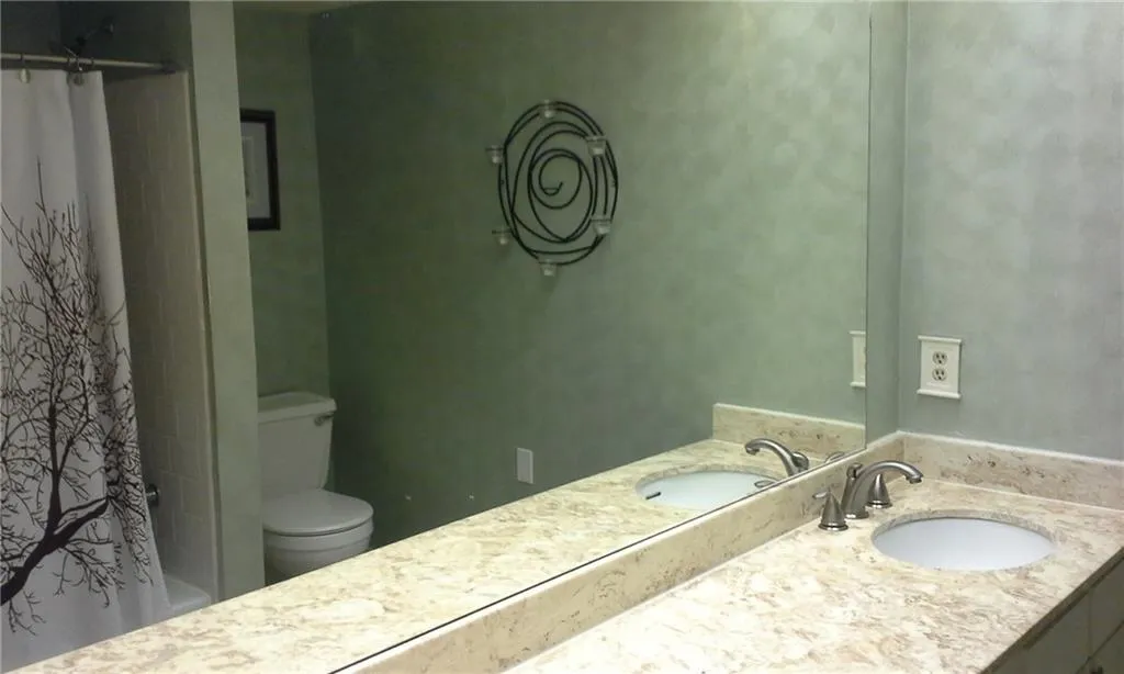 6851 Ne Roswell Road Ne Unit F33, Atlanta, Georgia 30328, 2 Bedrooms Bedrooms, ,2 BathroomsBathrooms,Residential,Sold,6851 Ne Roswell Road Ne Unit F33,5712443 6851 Ne Roswell Road Ne Unit F33, Atlanta, Georgia 30328, 2 Bedrooms Bedrooms, ,2 BathroomsBathrooms,Residential,Sold,6851 Ne Roswell Road Ne Unit F33,5712443