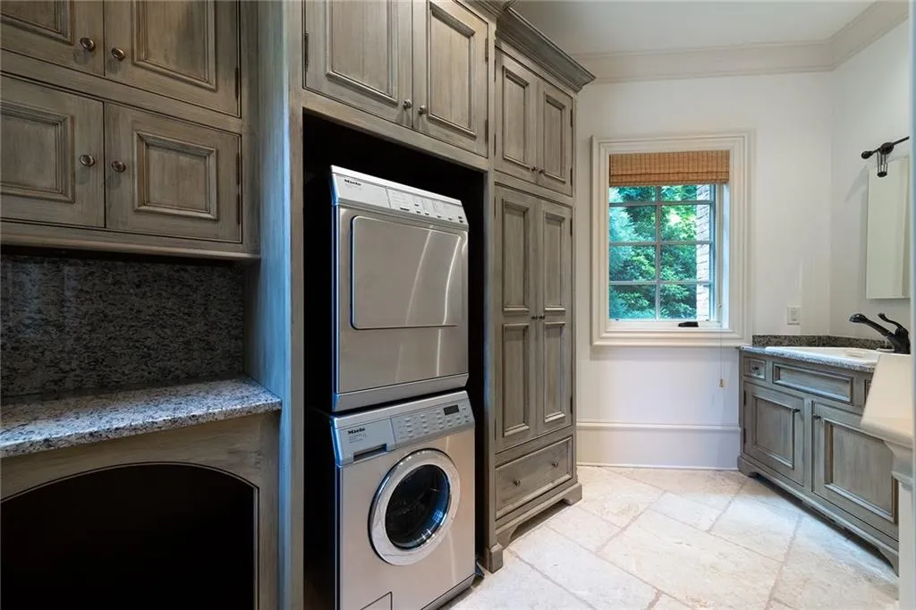 4934 Powers Ferry Road, Sandy Springs, Georgia 30327, 6 Bedrooms Bedrooms, ,7 BathroomsBathrooms,Residential,Sold,4934 Powers Ferry Road,7060693 4934 Powers Ferry Road, Sandy Springs, Georgia 30327, 6 Bedrooms Bedrooms, ,7 BathroomsBathrooms,Residential,Sold,4934 Powers Ferry Road,7060693