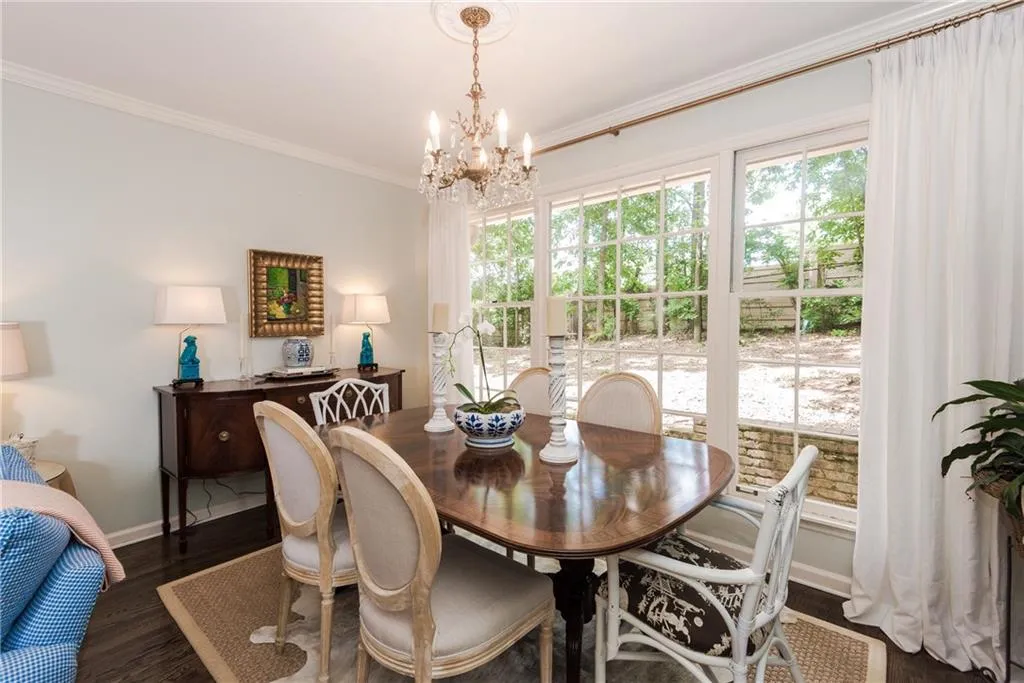 1198 Milmar Drive Nw, Atlanta, Georgia 30327, 3 Bedrooms Bedrooms, ,2 BathroomsBathrooms,Residential,Sold,1198 Milmar Drive Nw,5718226