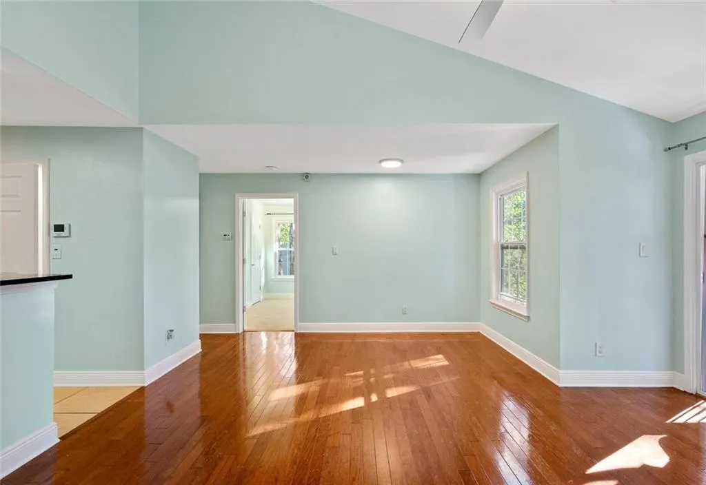 2302 Santa Fe Parkway, Sandy Springs, Georgia 30350, 1 Bedroom Bedrooms, ,1 BathroomBathrooms,Residential,Sold,2302 Santa Fe Parkway,6960112