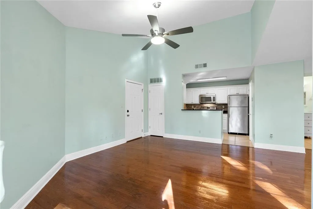 2302 Santa Fe Parkway, Sandy Springs, Georgia 30350, 1 Bedroom Bedrooms, ,1 BathroomBathrooms,Residential,Sold,2302 Santa Fe Parkway,6960112