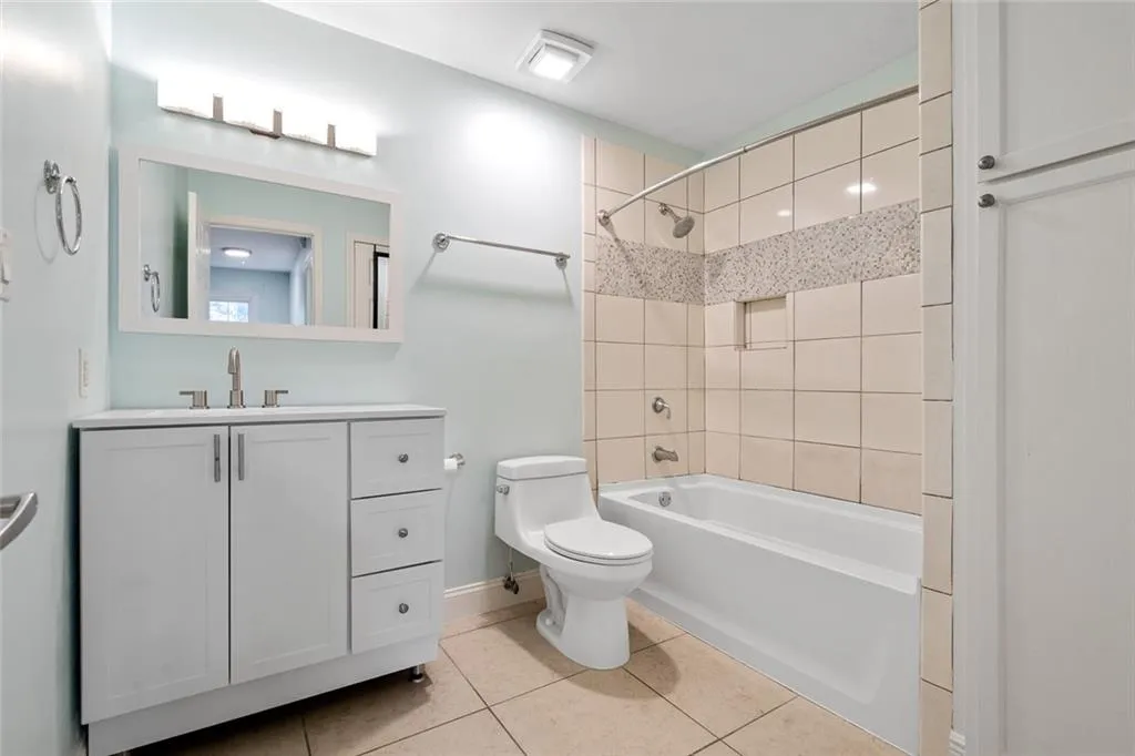 2302 Santa Fe Parkway, Sandy Springs, Georgia 30350, 1 Bedroom Bedrooms, ,1 BathroomBathrooms,Residential,Sold,2302 Santa Fe Parkway,6960112