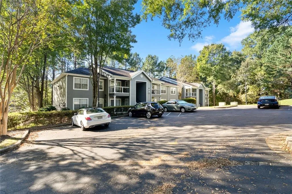 2302 Santa Fe Parkway, Sandy Springs, Georgia 30350, 1 Bedroom Bedrooms, ,1 BathroomBathrooms,Residential,Sold,2302 Santa Fe Parkway,6960112
