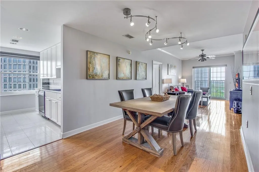 195 14th Street Ne Unit 1903, Atlanta, Georgia 30309, 2 Bedrooms Bedrooms, ,2 BathroomsBathrooms,Residential,Sold,195 14th Street Ne Unit 1903,5991872