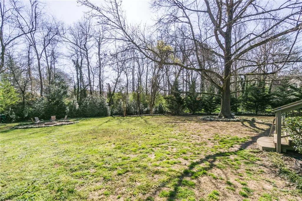315 Brook Drive, Sandy Springs, Georgia 30328, 3 Bedrooms Bedrooms, ,2 BathroomsBathrooms,Residential,Sold,315 Brook Drive,5979612