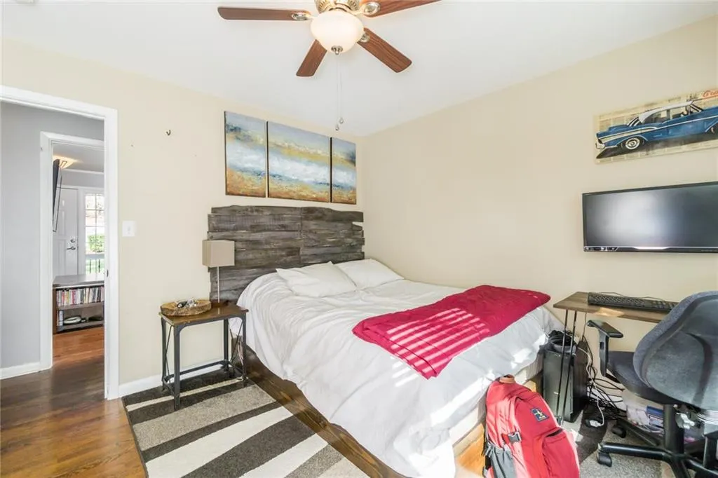 315 Brook Drive, Sandy Springs, Georgia 30328, 3 Bedrooms Bedrooms, ,2 BathroomsBathrooms,Residential,Sold,315 Brook Drive,5979612