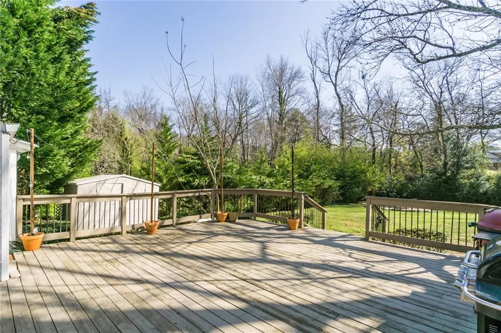 315 Brook Drive, Sandy Springs, Georgia 30328, 3 Bedrooms Bedrooms, ,2 BathroomsBathrooms,Residential,Sold,315 Brook Drive,5979612