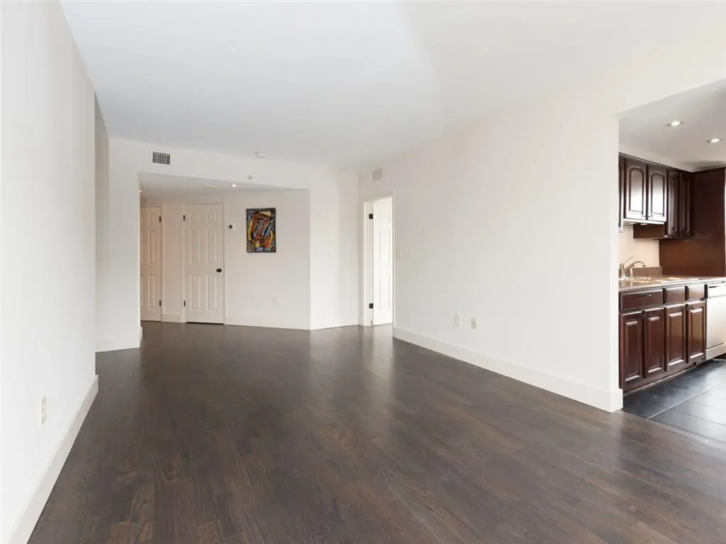 199 14th Street Ne Unit 2005, Atlanta, Georgia 30309, 2 Bedrooms Bedrooms, ,2 BathroomsBathrooms,Residential,Sold,199 14th Street Ne Unit 2005,5991025