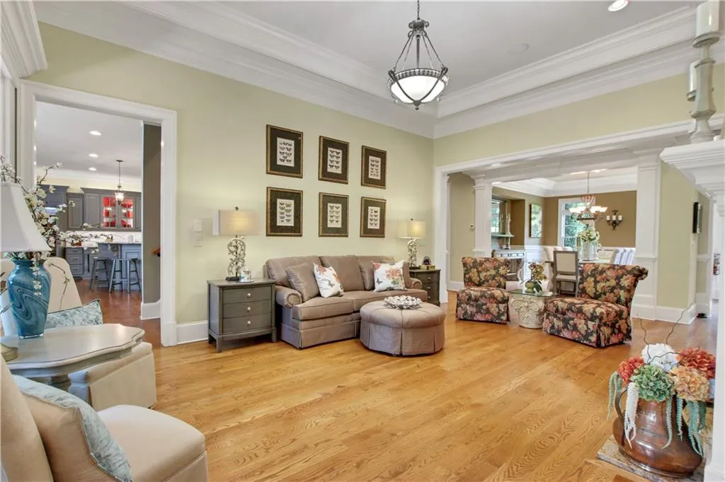 245 Rivermere Way, Sandy Springs, Georgia 30350, 5 Bedrooms Bedrooms, ,5 BathroomsBathrooms,Residential,Sold,245 Rivermere Way,6993195