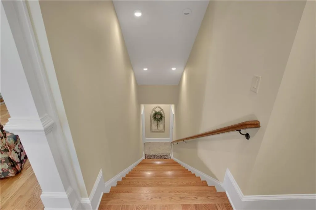 245 Rivermere Way, Sandy Springs, Georgia 30350, 5 Bedrooms Bedrooms, ,5 BathroomsBathrooms,Residential,Sold,245 Rivermere Way,6993195