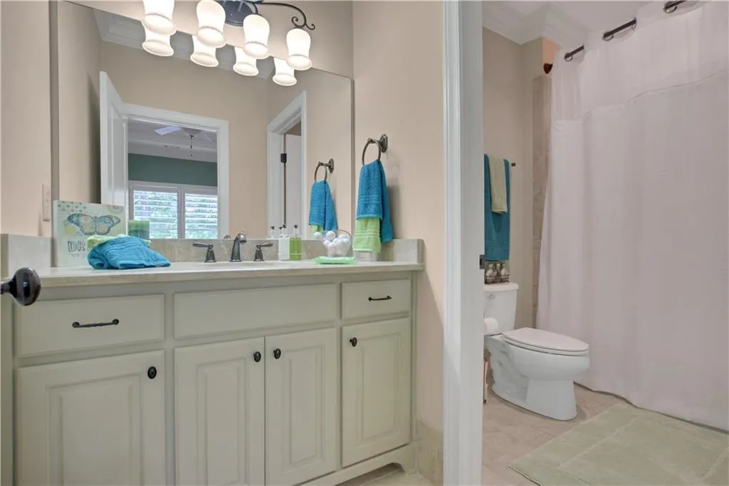 245 Rivermere Way, Sandy Springs, Georgia 30350, 5 Bedrooms Bedrooms, ,5 BathroomsBathrooms,Residential,Sold,245 Rivermere Way,6993195