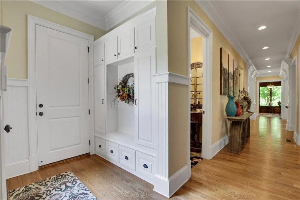 245 Rivermere Way, Sandy Springs, Georgia 30350, 5 Bedrooms Bedrooms, ,5 BathroomsBathrooms,Residential,Sold,245 Rivermere Way,6993195