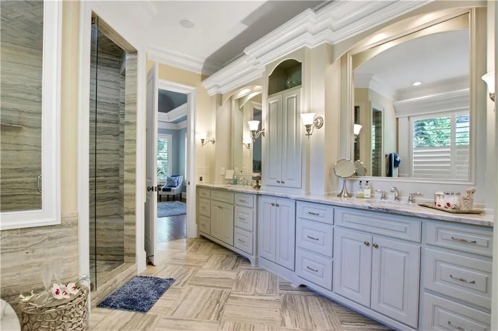 245 Rivermere Way, Sandy Springs, Georgia 30350, 5 Bedrooms Bedrooms, ,5 BathroomsBathrooms,Residential,Sold,245 Rivermere Way,6993195