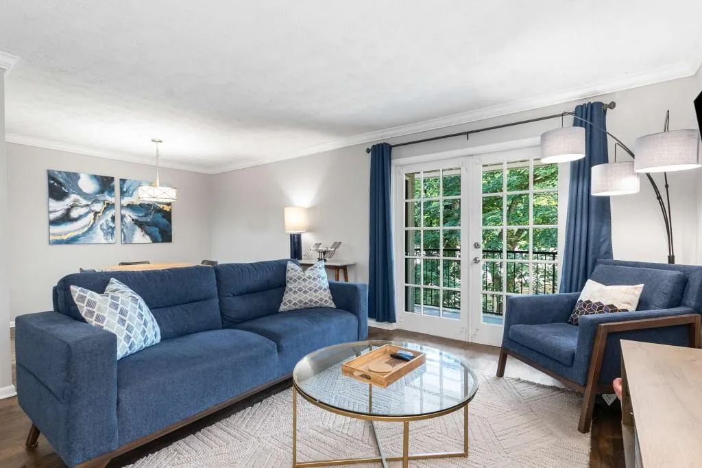 1150 Collier Road Nw Unit L14, Atlanta, Georgia 30318, 1 Bedroom Bedrooms, ,1 BathroomBathrooms,Residential,For Sale,1150 Collier Road Nw Unit L14,7591584