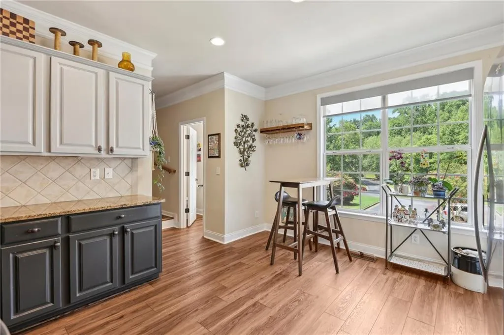 610 Pember Point, Sandy Springs, Georgia 30350, 3 Bedrooms Bedrooms, ,3 BathroomsBathrooms,Residential,Sold,610 Pember Point,7474262