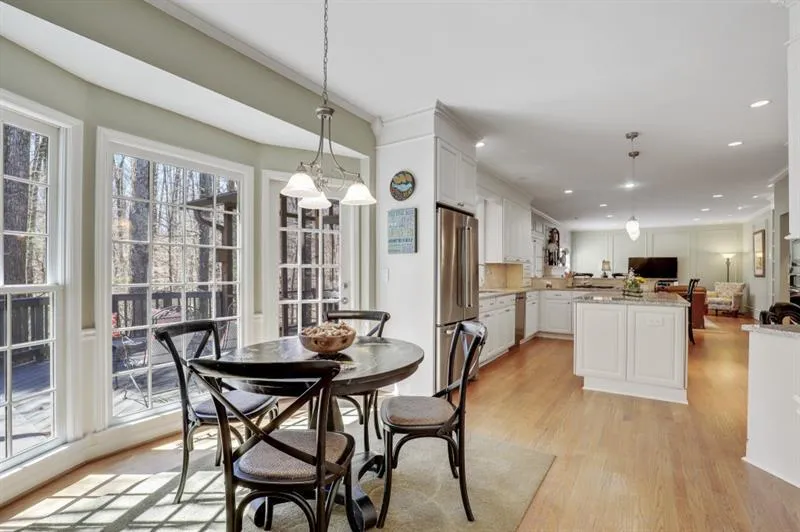 583 Cambridge Way, Sandy Springs, Georgia 30328, 4 Bedrooms Bedrooms, ,2 BathroomsBathrooms,Residential,Sold,583 Cambridge Way,7017153