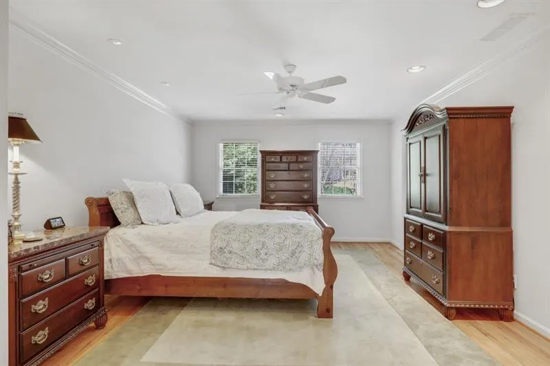 583 Cambridge Way, Sandy Springs, Georgia 30328, 4 Bedrooms Bedrooms, ,2 BathroomsBathrooms,Residential,Sold,583 Cambridge Way,7017153