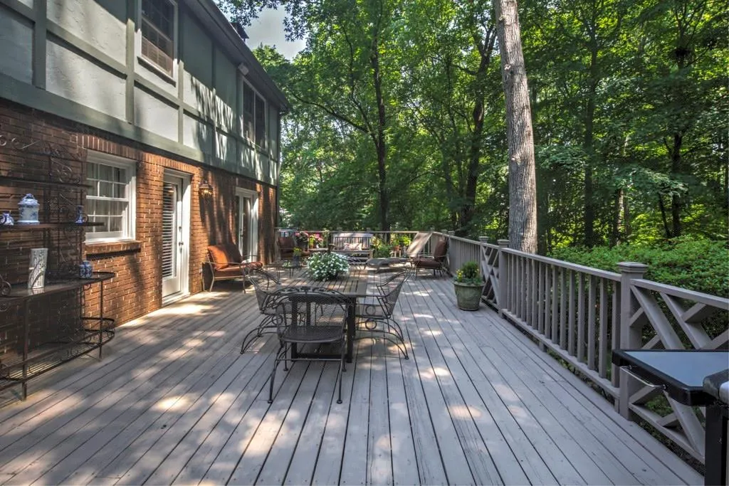 1275 Old Woodbine Road, Atlanta, Georgia 30319, 5 Bedrooms Bedrooms, ,4 BathroomsBathrooms,Residential,Sold,1275 Old Woodbine Road,5982586