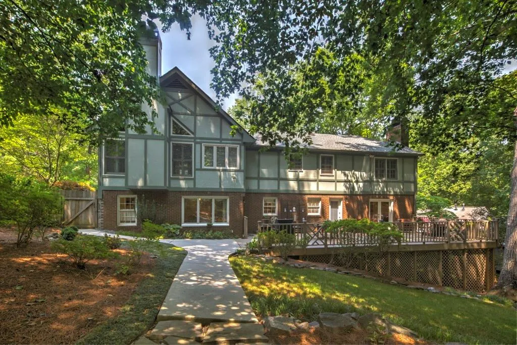 1275 Old Woodbine Road, Atlanta, Georgia 30319, 5 Bedrooms Bedrooms, ,4 BathroomsBathrooms,Residential,Sold,1275 Old Woodbine Road,5982586