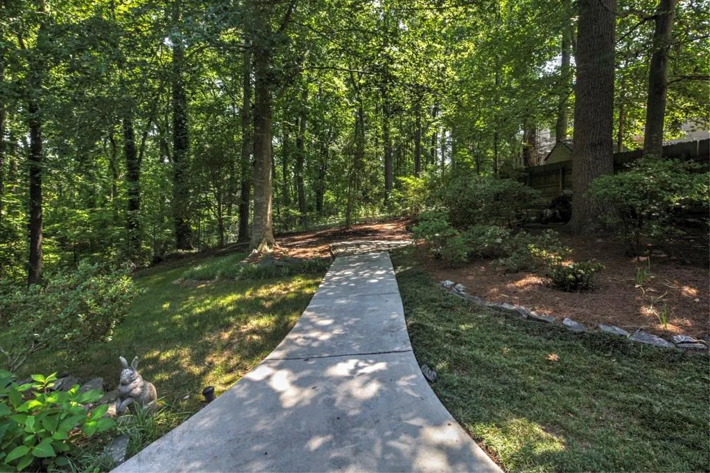 1275 Old Woodbine Road, Atlanta, Georgia 30319, 5 Bedrooms Bedrooms, ,4 BathroomsBathrooms,Residential,Sold,1275 Old Woodbine Road,5982586
